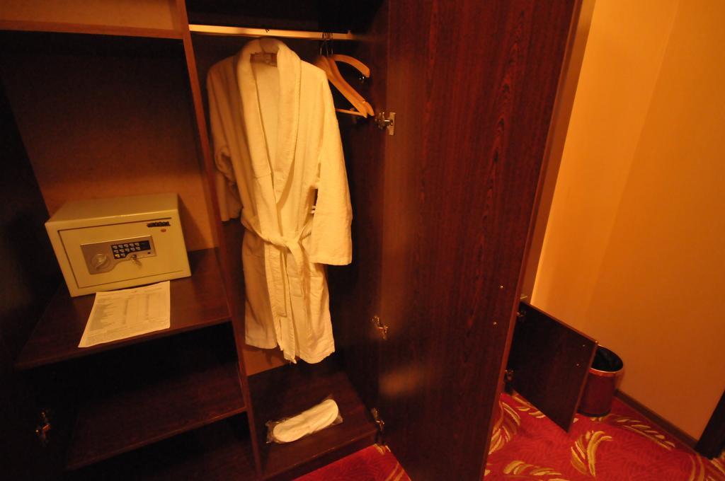 Golden Palace Hotel Aktau (Mangystau) Room photo